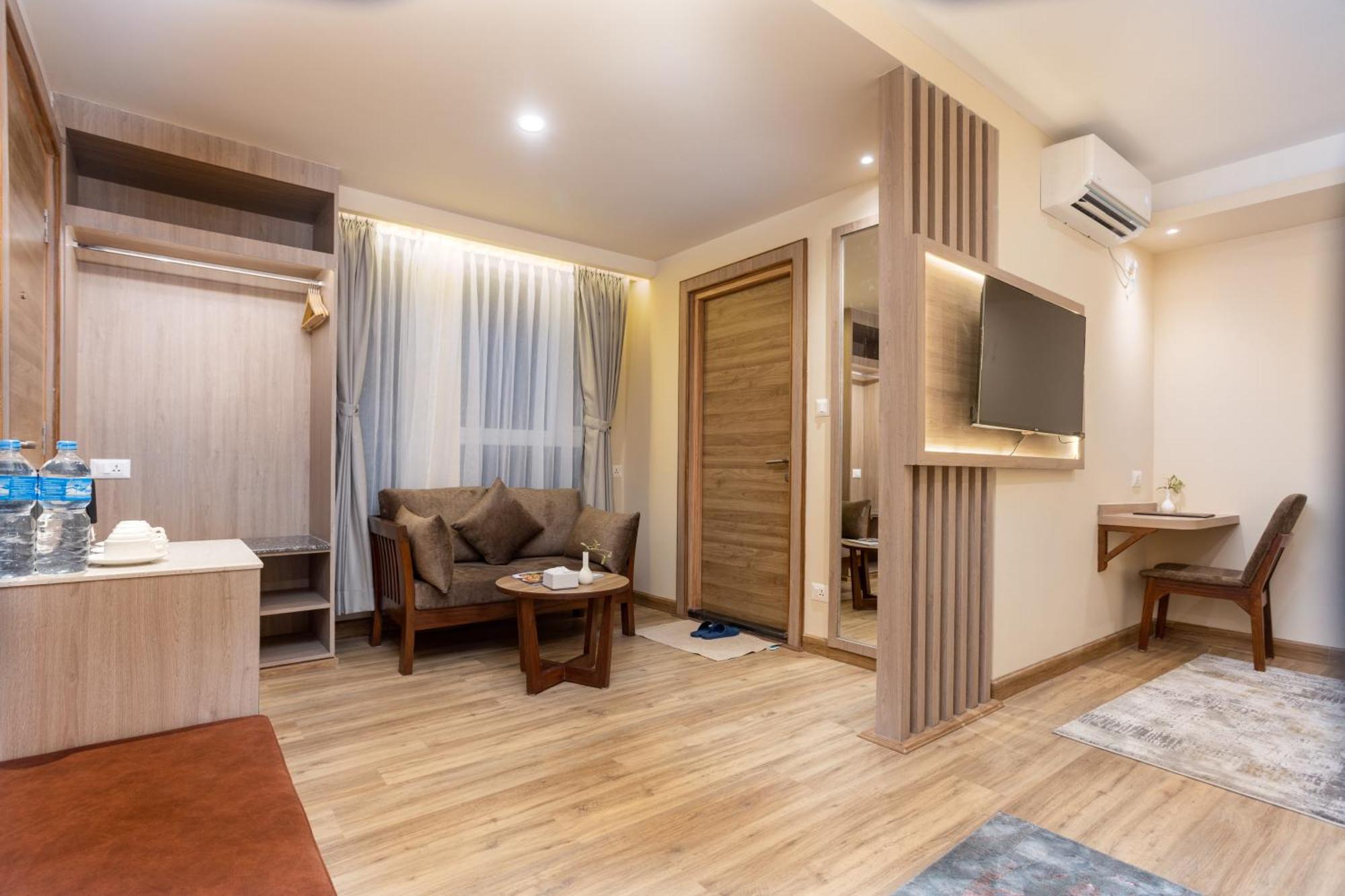 Shuvatara Suites & Spa, Thamel كاتماندو المظهر الخارجي الصورة